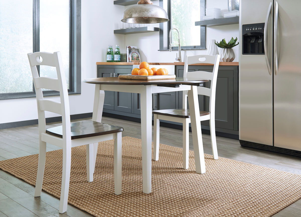 Woodanville - Round Dining Table Set by Signature Design by Ashley® | Bel Furniture