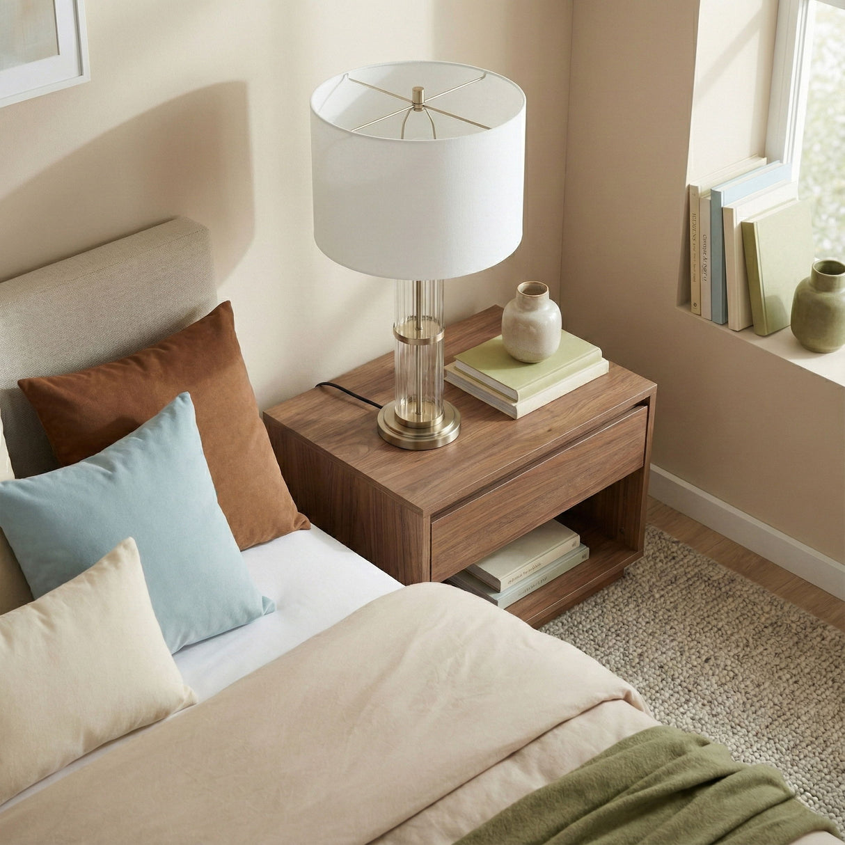 Echo - Table Lamp With On / Off Switch Clear Body Base - Clear / Silver / White