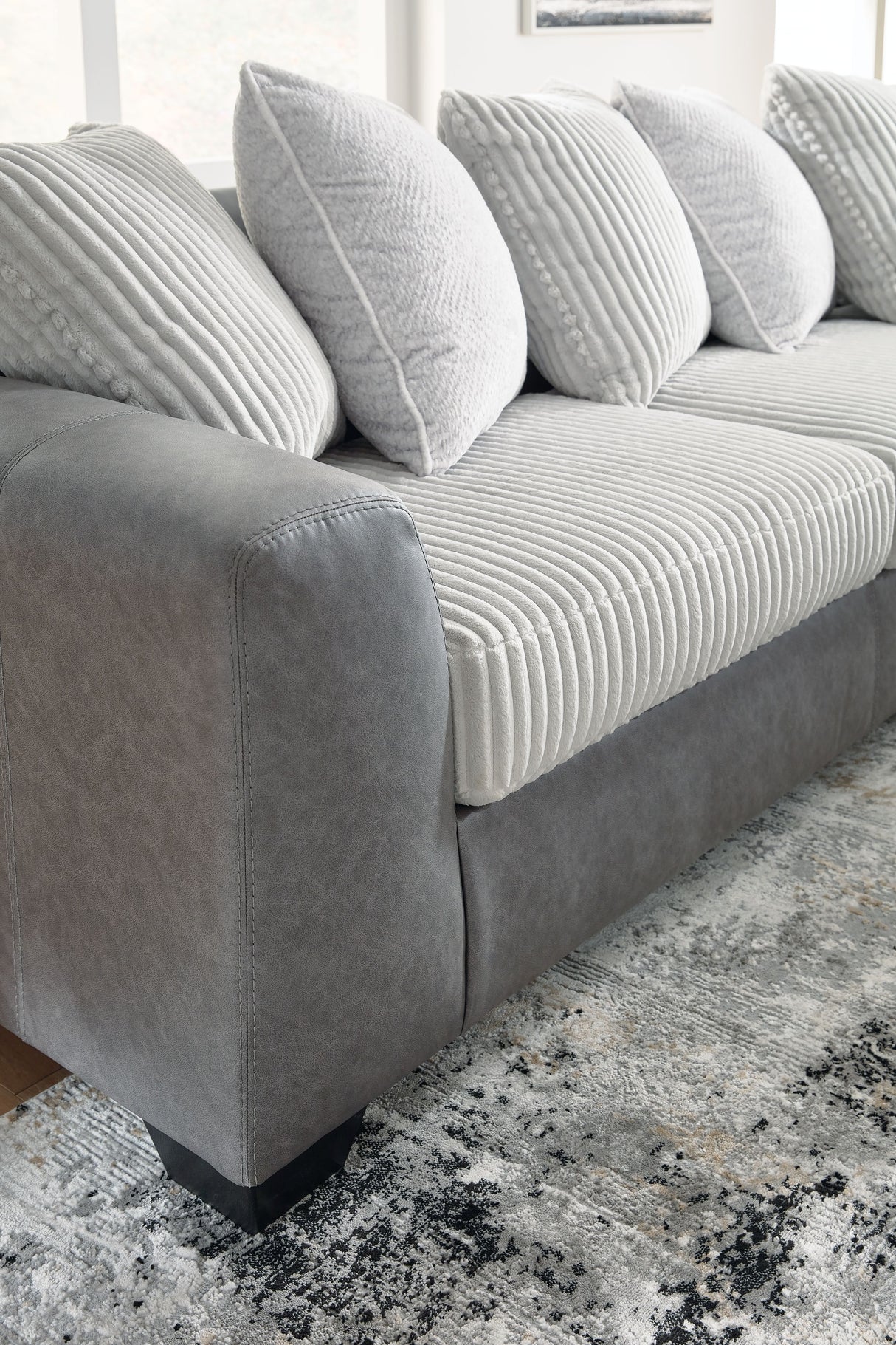 Clairette Court - Sectional by Benchcraft® | Bel Furniture