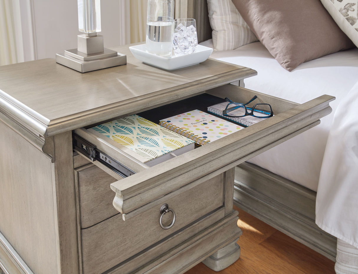 Lexorne - Gray - Three Drawer Night Stand by Signature Design by Ashley® | Bel Furniture