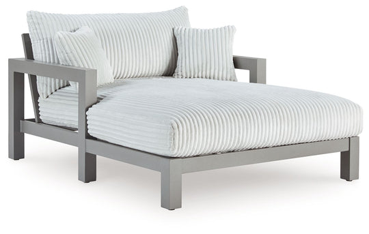 Hurley Park - Gray - Chaise Lounge With Cushion by Signature Design by Ashley® | Bel Furniture