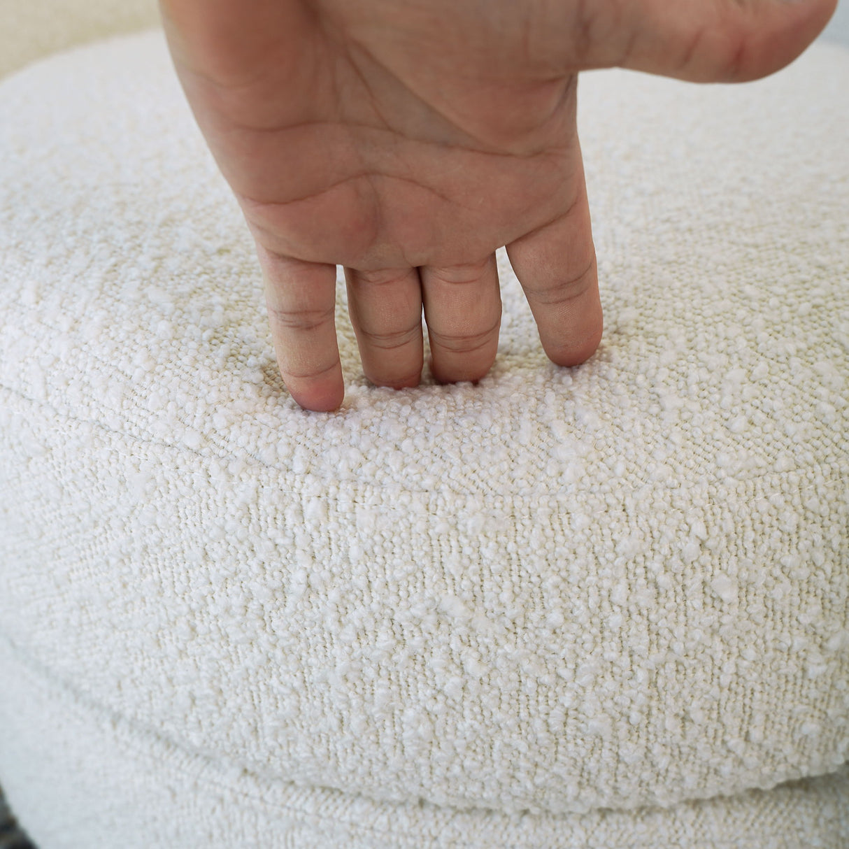 Avalon - Lounge Chair - White