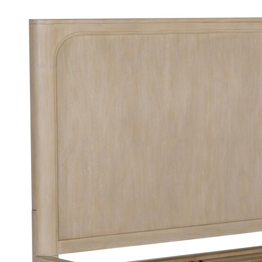 Solano - Panel Bed