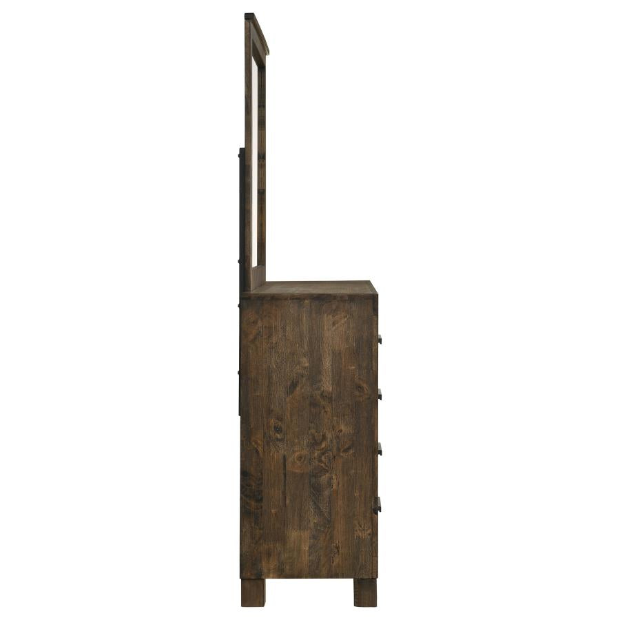 Woodmont - 8-Drawer Dresser