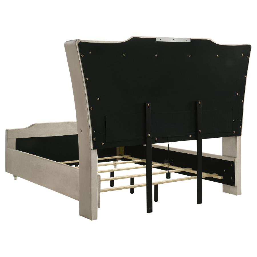 Lorient - Bedroom Set With LED Flame Box Dresser