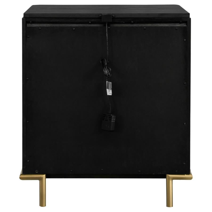 Arini - 3-Drawer Nightstand