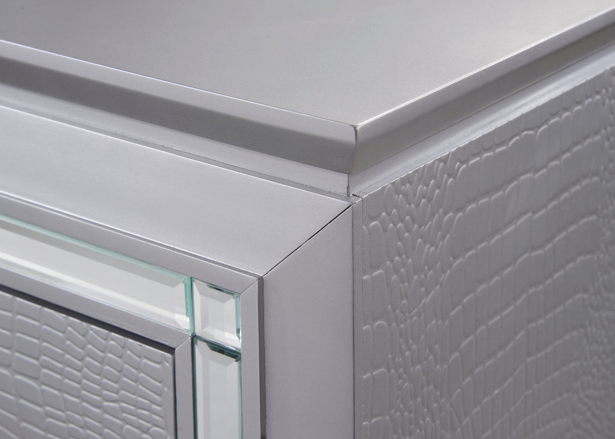 Lillian - Bedroom Set by Crown Mark | Bel Furniture