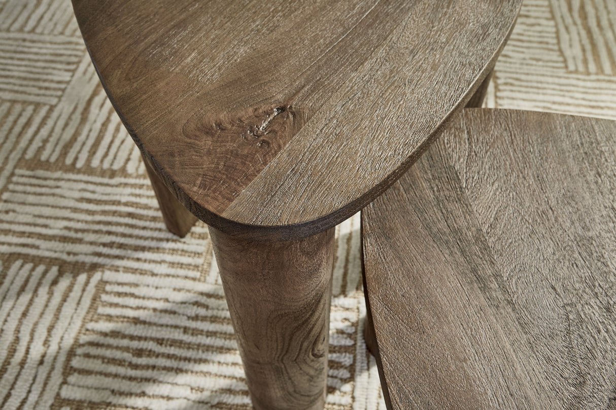 Reidport - Grayish Brown - Accent Cocktail Table Set (Set of 2) by Signature Design by Ashley® | Bel Furniture