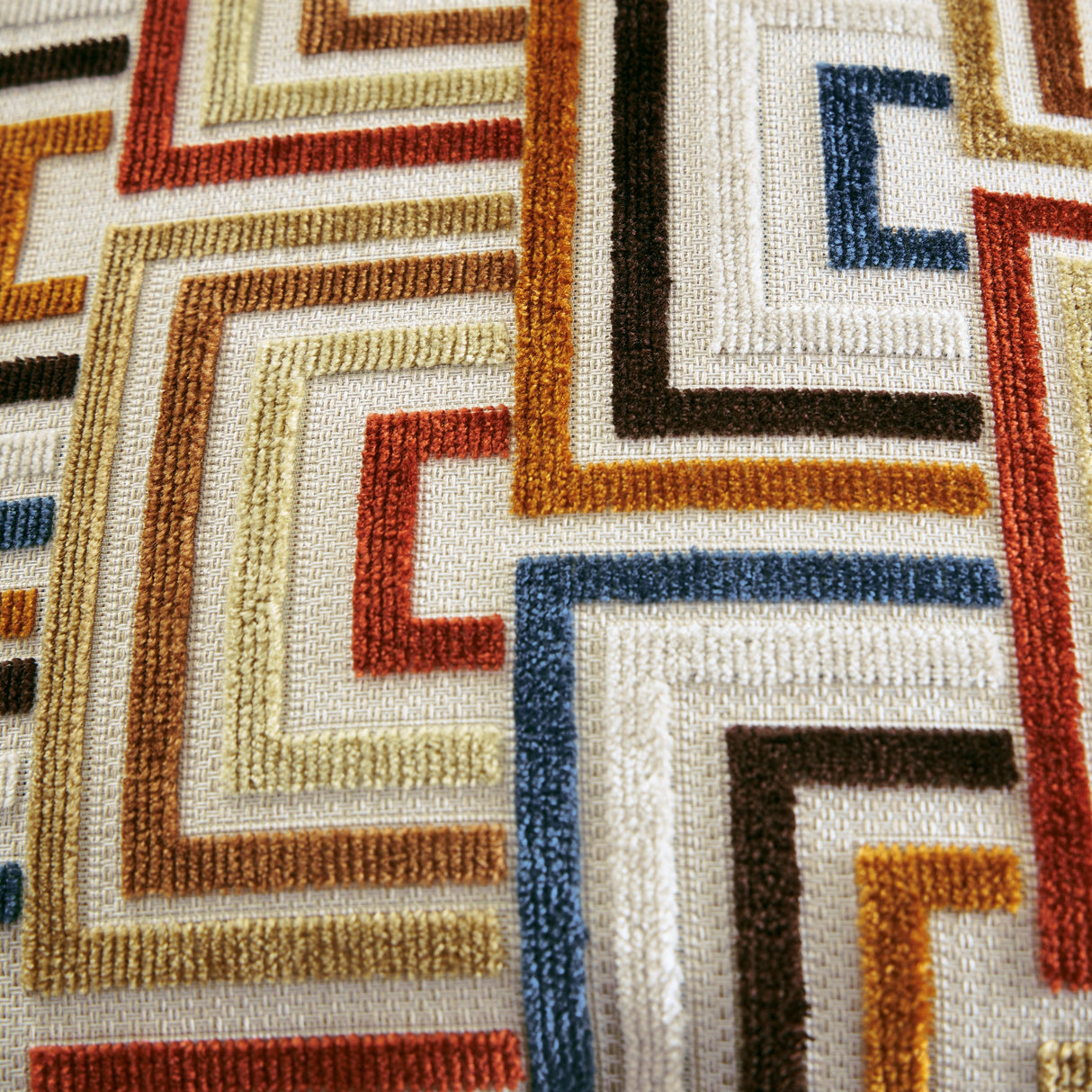 Aviemore - Loveseat by Signature Design by Ashley® | Bel Furniture