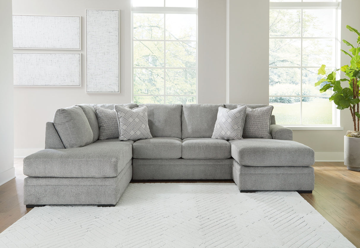 Casselbury - Sectional by Signature Design by Ashley® | Bel Furniture