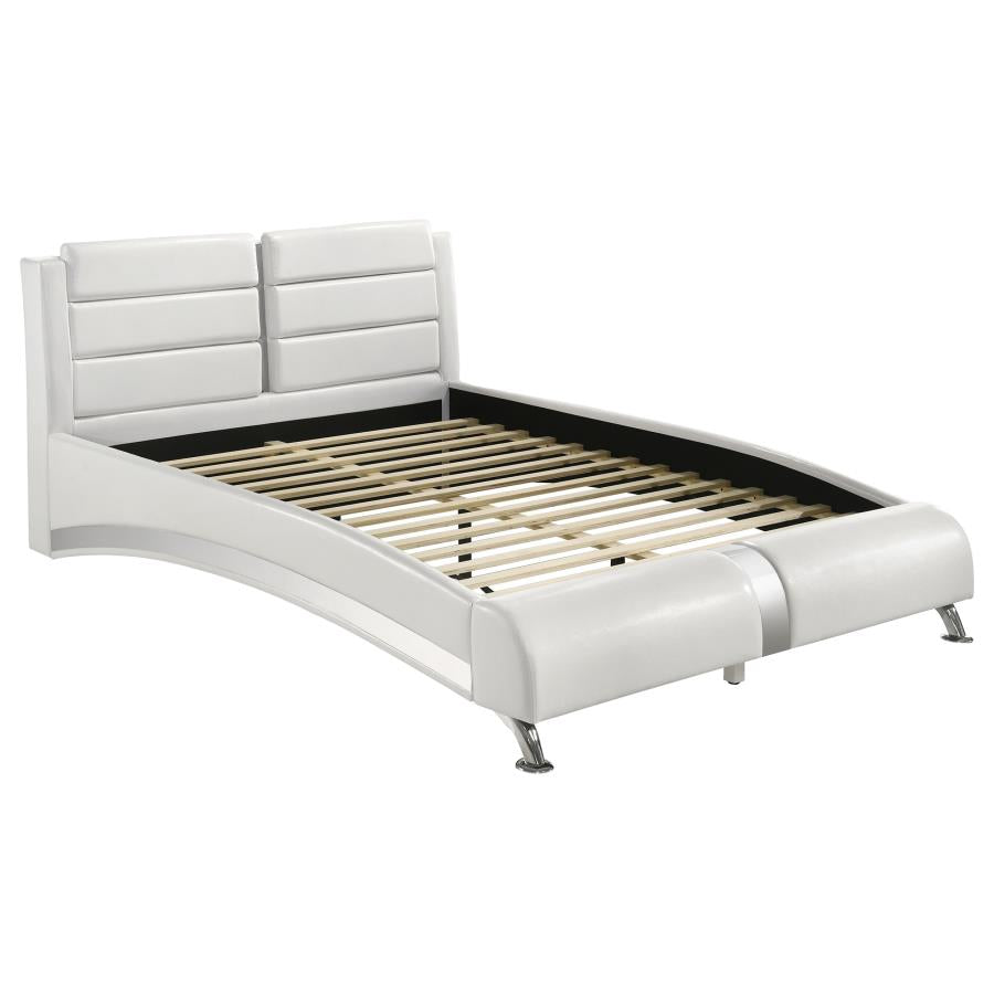 Jeremaine Bedroom Set White