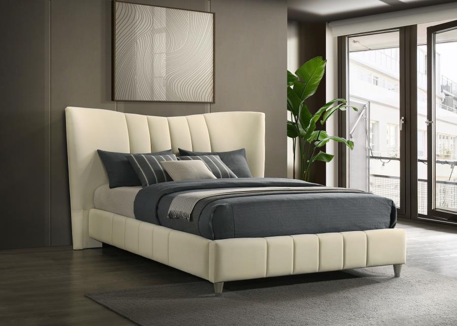 Evelyn - Upholstered Panel Platform Bed