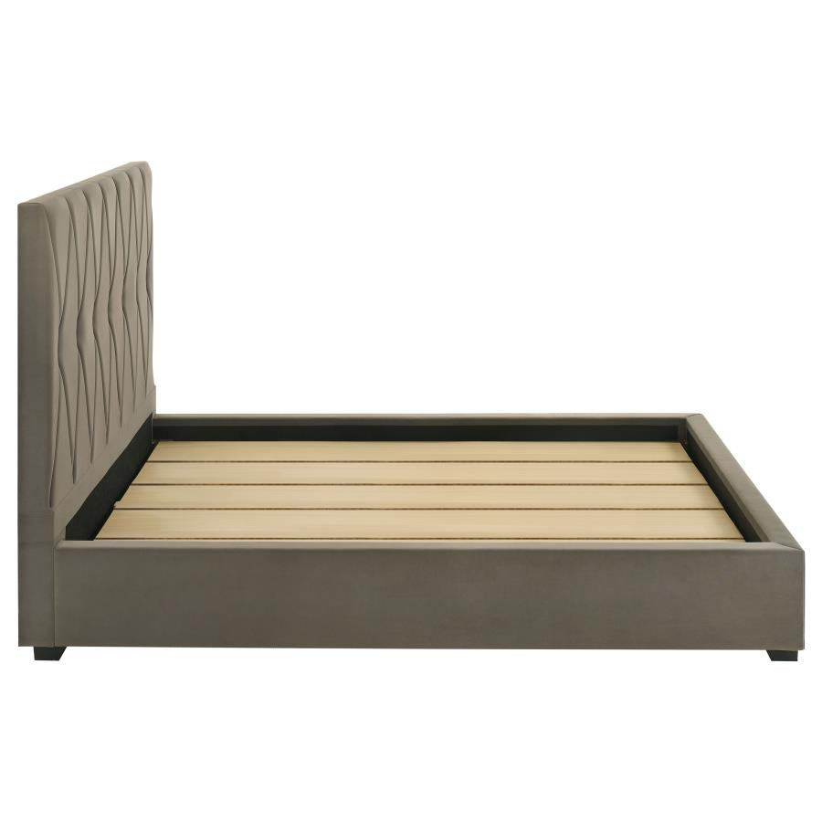 Delsea - Upholstered Platform Bed