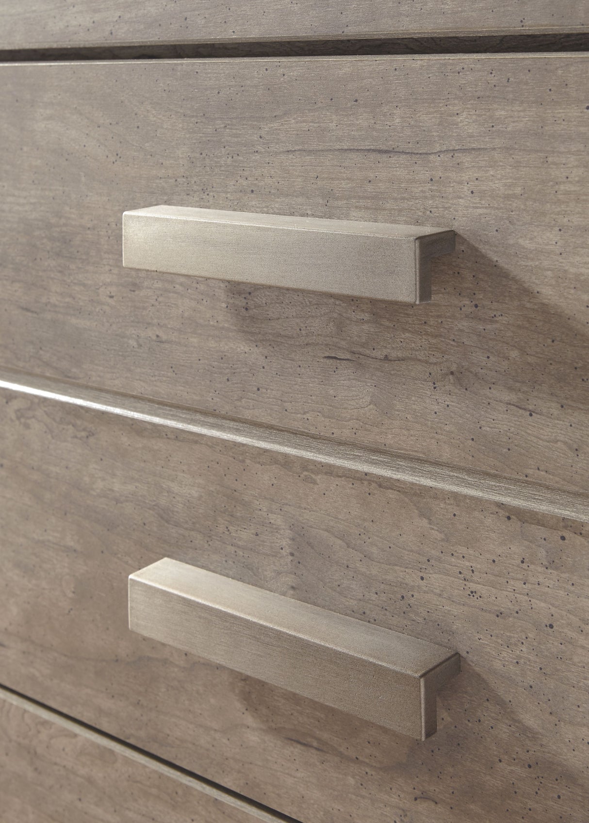 Culverbach - Gray - Five Drawer Chest by Signature Design by Ashley® | Bel Furniture