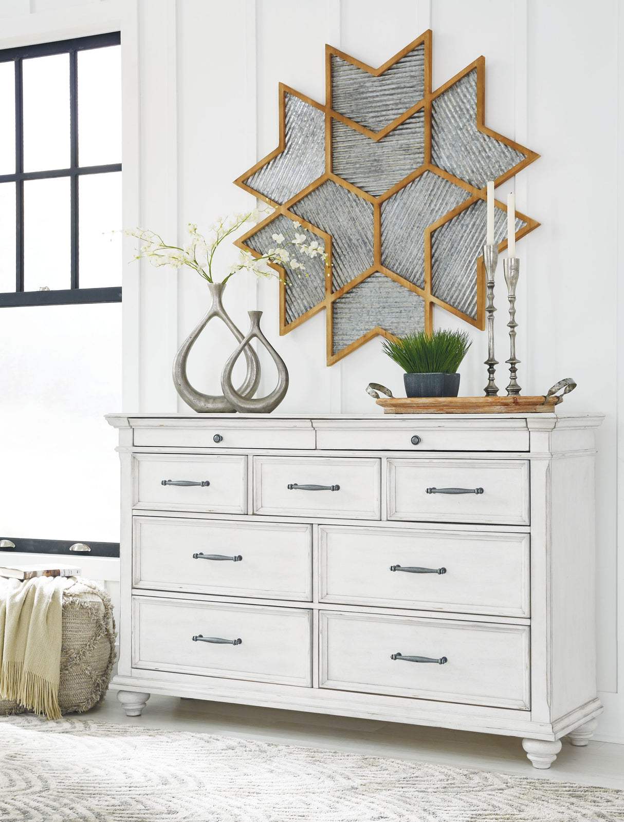 Kanwyn - Dresser, Mirror by Benchcraft® | Bel Furniture