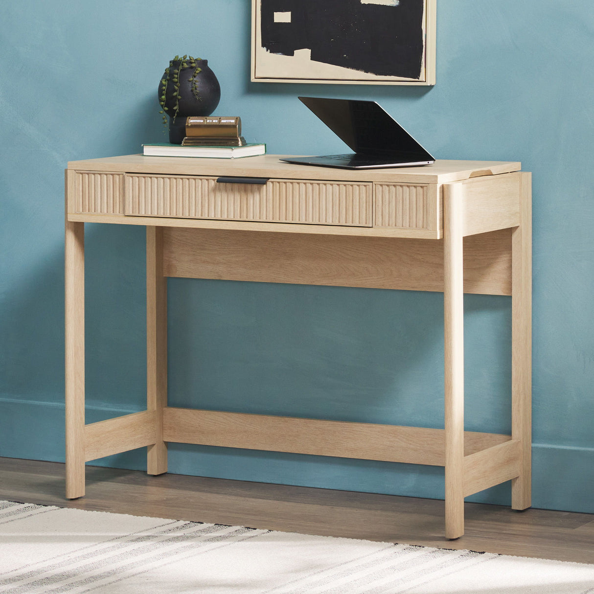 Transitional Reeded Writing Desk With Drawer