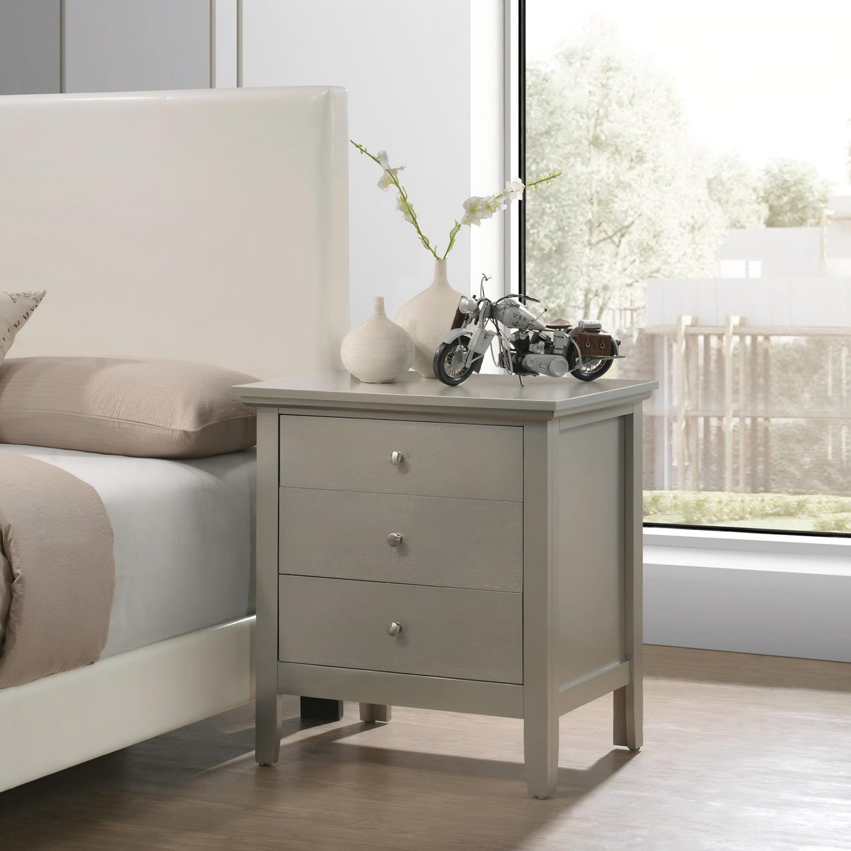3 Drawer Nightstand & Dove Tailed Drawers