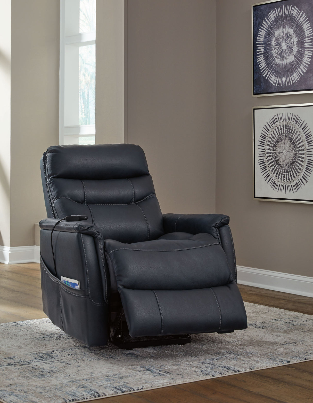 Strawbill - Power Lift Recliner by Signature Design by Ashley® | Bel Furniture