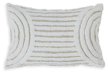 Farissen - Pillow White 4 Pieces by Signature Design by Ashley® | Bel Furniture