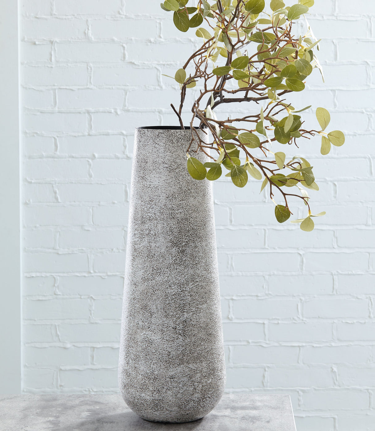 Fynn - Vase by Signature Design by Ashley® | Bel Furniture