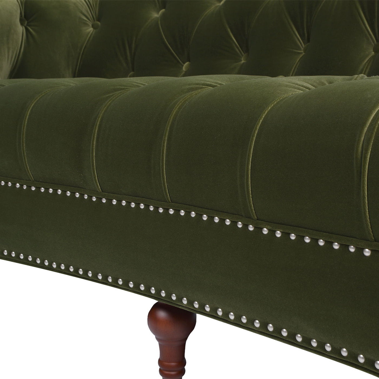 La Rosa - Victorian Chesterfield Tufted Sofa by Jennifer Taylor Home | Bel Furniture