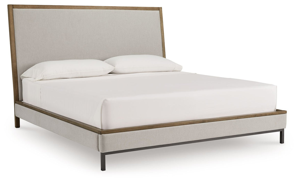 Tomtyn - Upholstered Bed Set by Benchcraft® | Bel Furniture