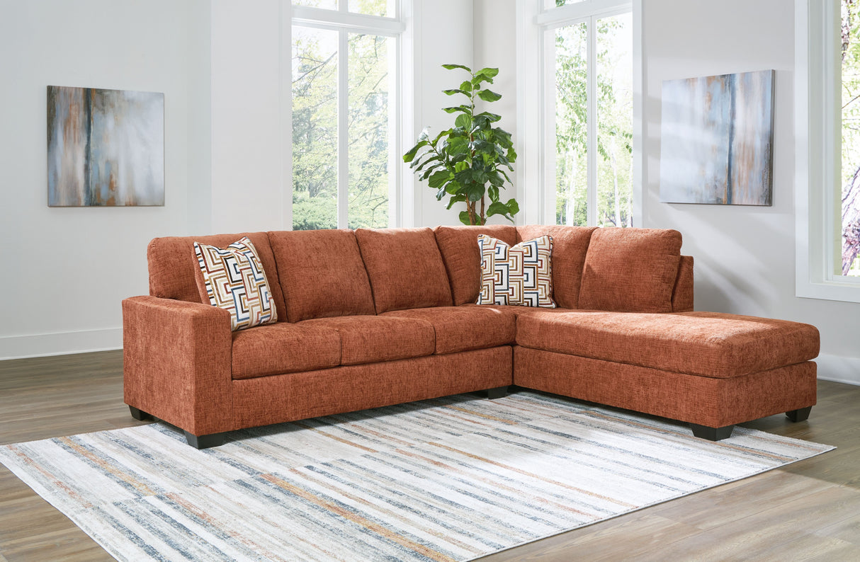 Aviemore - Sectional by Signature Design by Ashley® | Bel Furniture