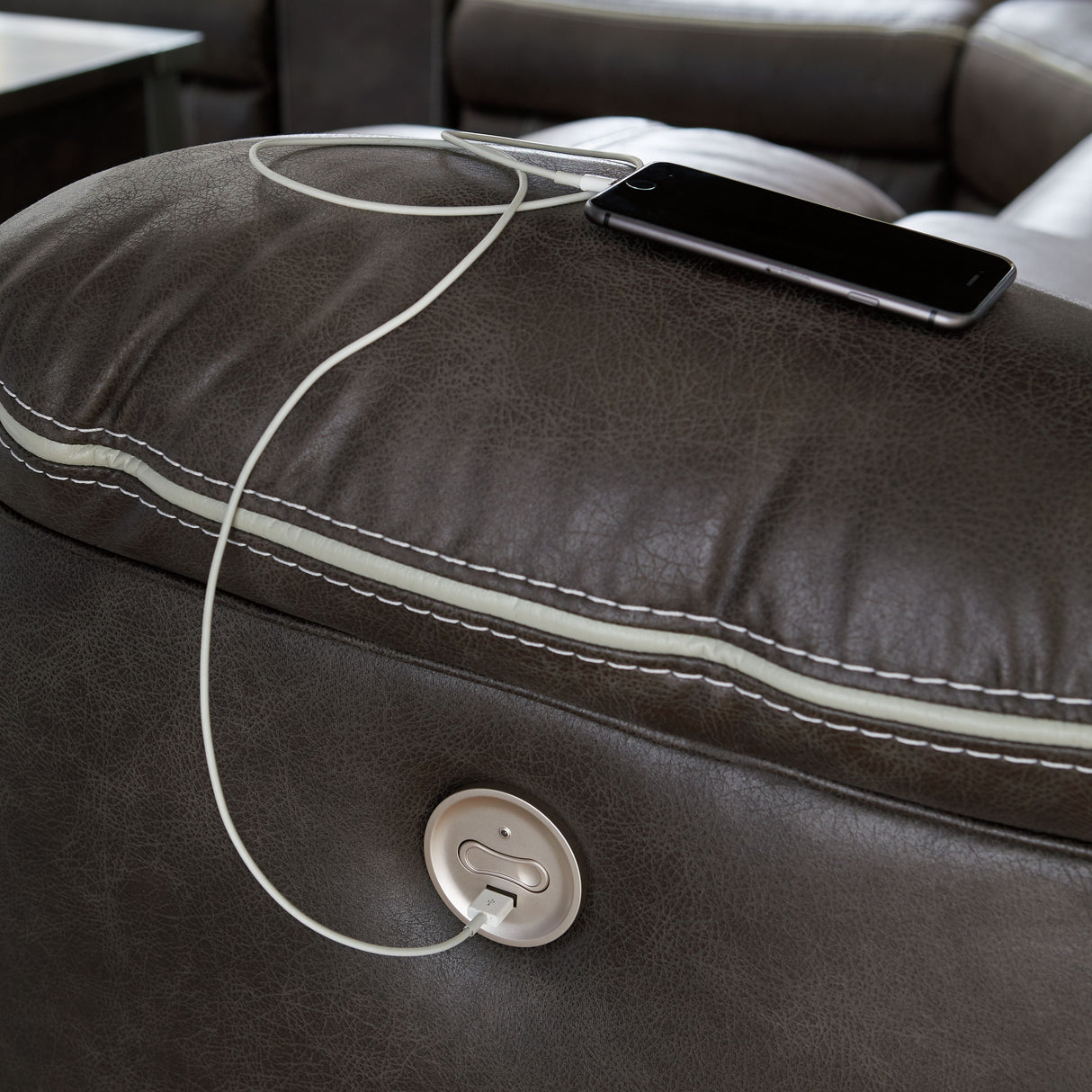 Kincord - Sectional by Signature Design by Ashley® | Bel Furniture