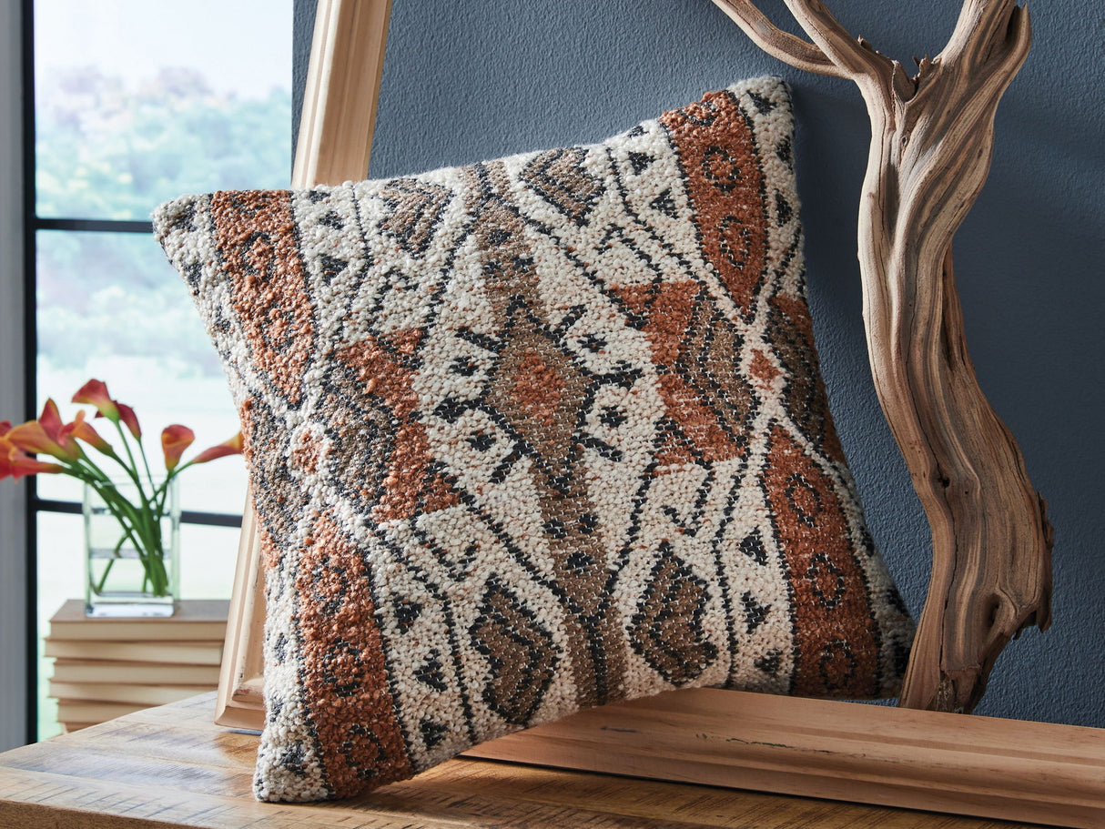 Kierenworth - Pillow (Set of 4) - Sienna / Ivory / Black