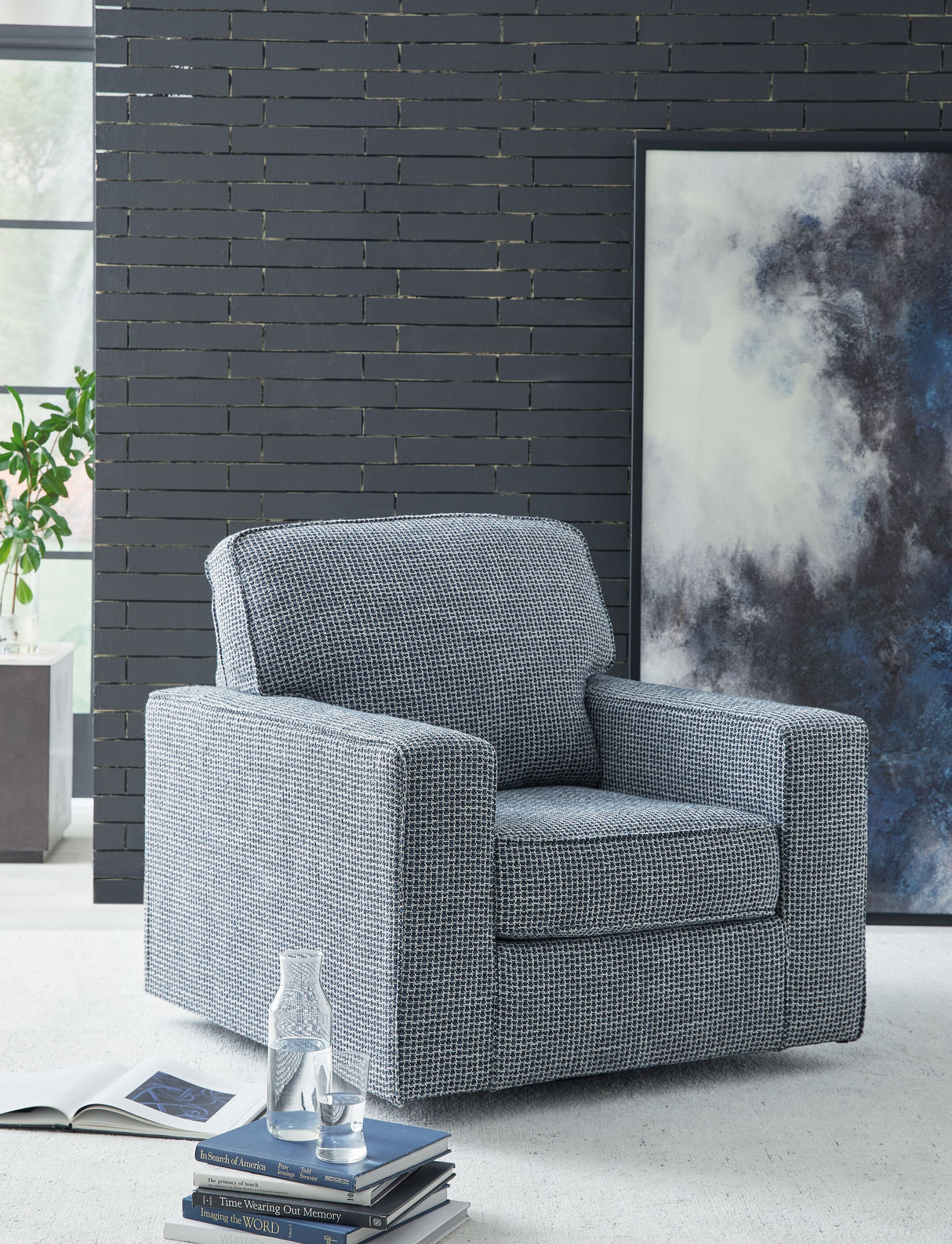Olwenburg - Swivel Accent Chair by Signature Design by Ashley® | Bel Furniture
