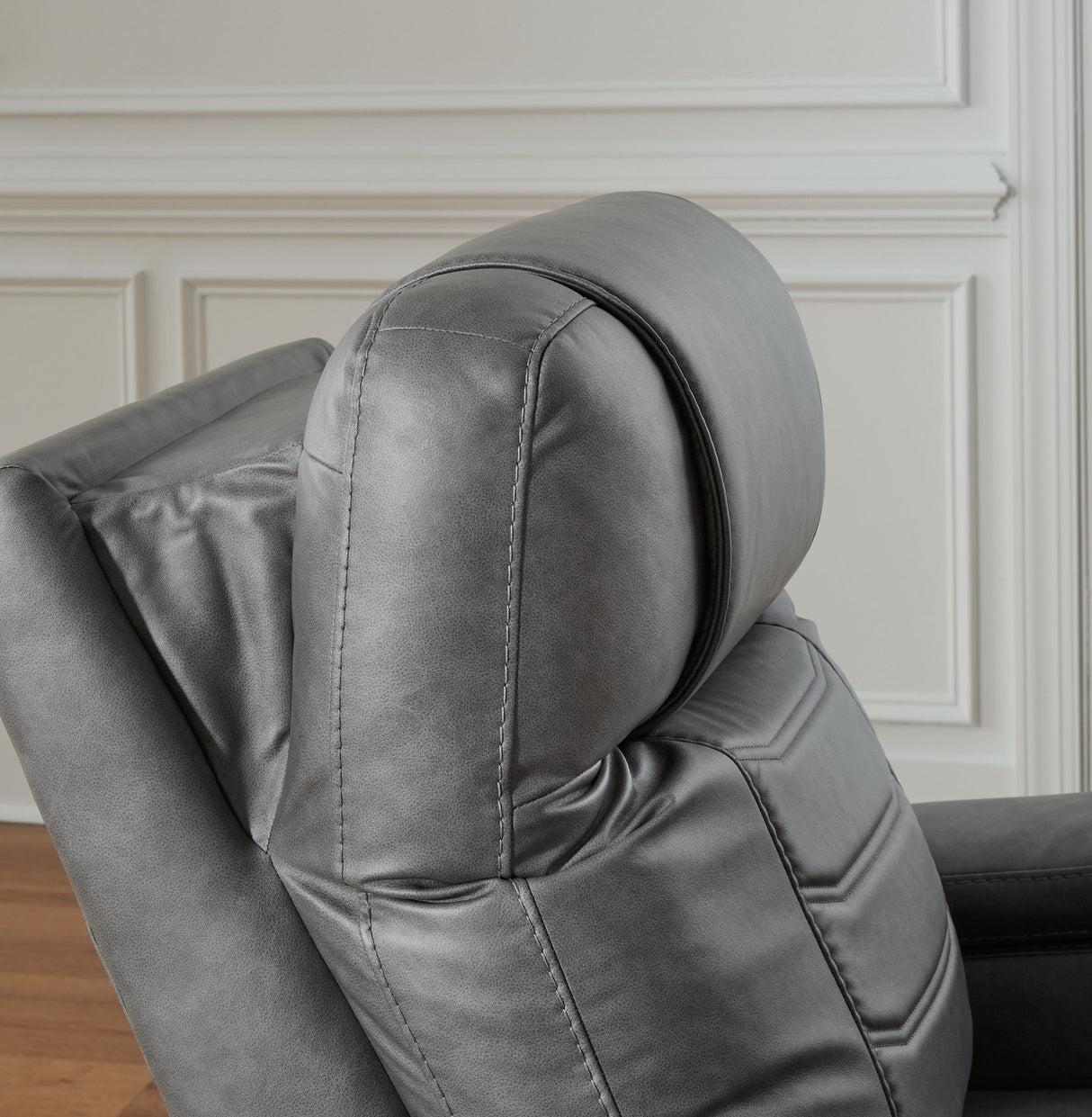 Schooner Rocks - Power Recliner / Adj Headrest by Signature Design by Ashley® | Bel Furniture