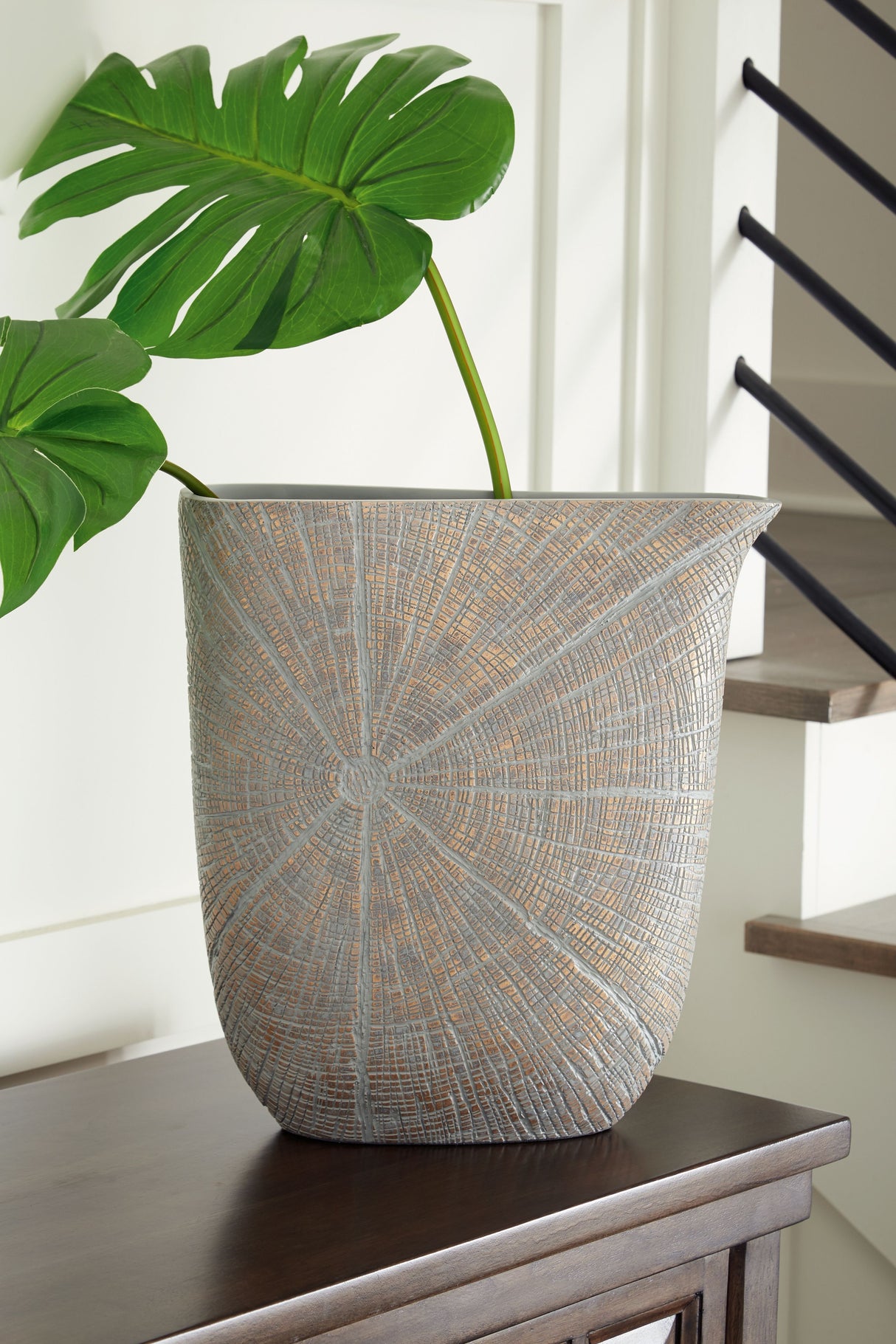 Ardenley - Vase by Signature Design by Ashley® | Bel Furniture