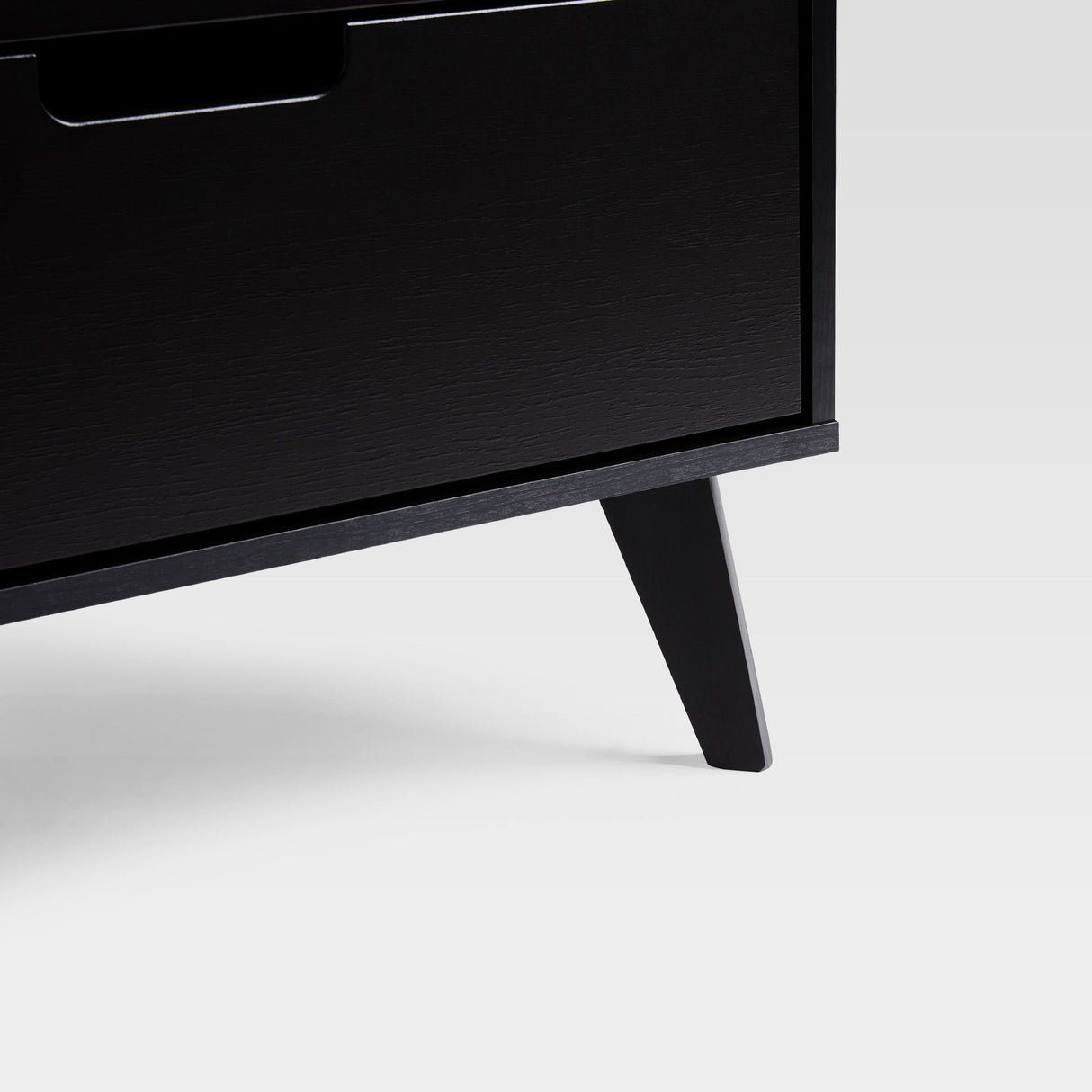 Mid-Century Hans 6 Drawer Dresser With Cut-Out Handles by Walker Edison | Bel Furniture