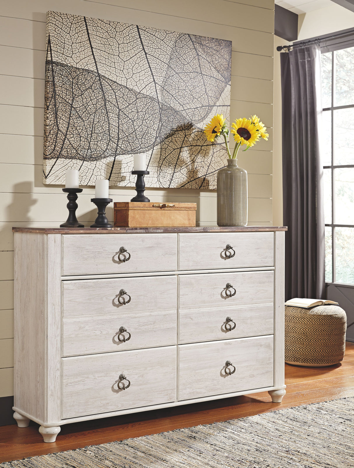 Willowton - Dresser, Mirror by Signature Design by Ashley® | Bel Furniture