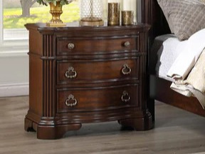 Traditional 3-Drawer Nightstand in Warm Cherry