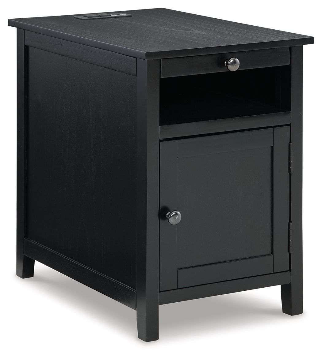 Treytown - Chair Side End Table Black by Signature Design by Ashley® | Bel Furniture