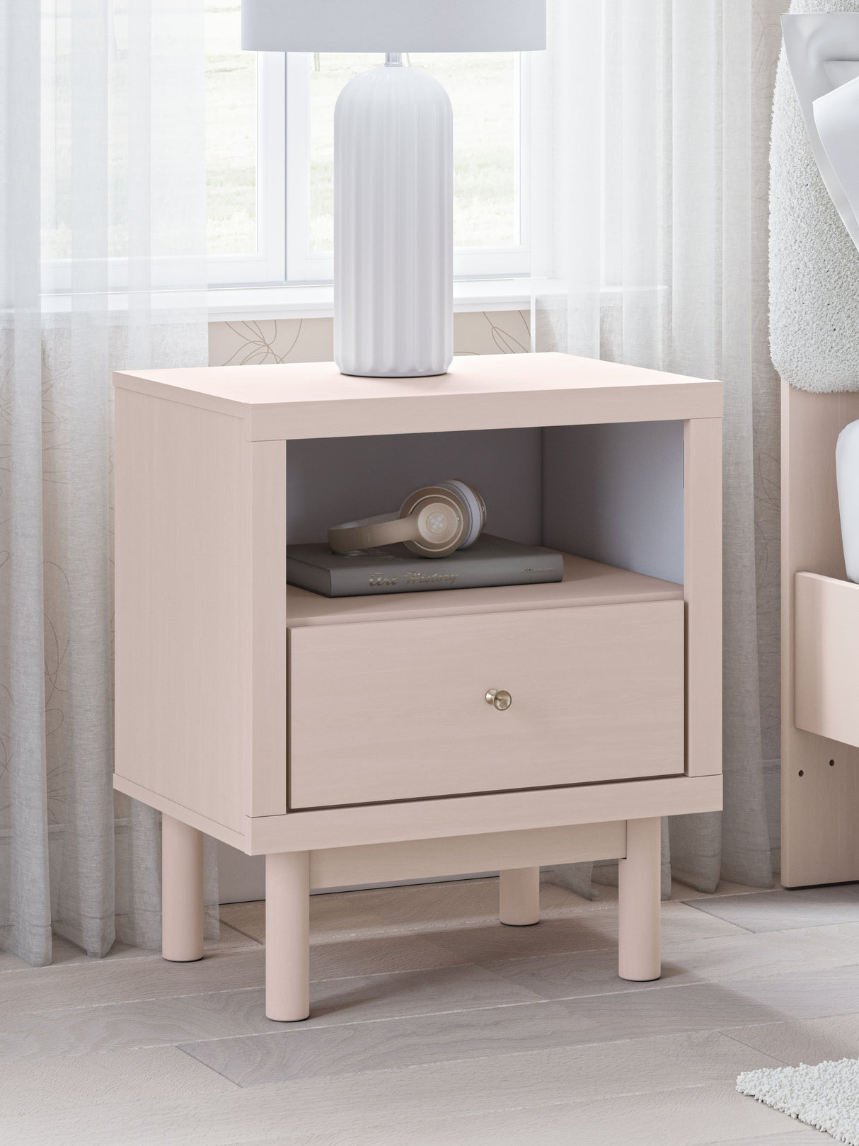 Wistenpine - Blush - One Drawer Night Stand by Signature Design by Ashley® | Bel Furniture