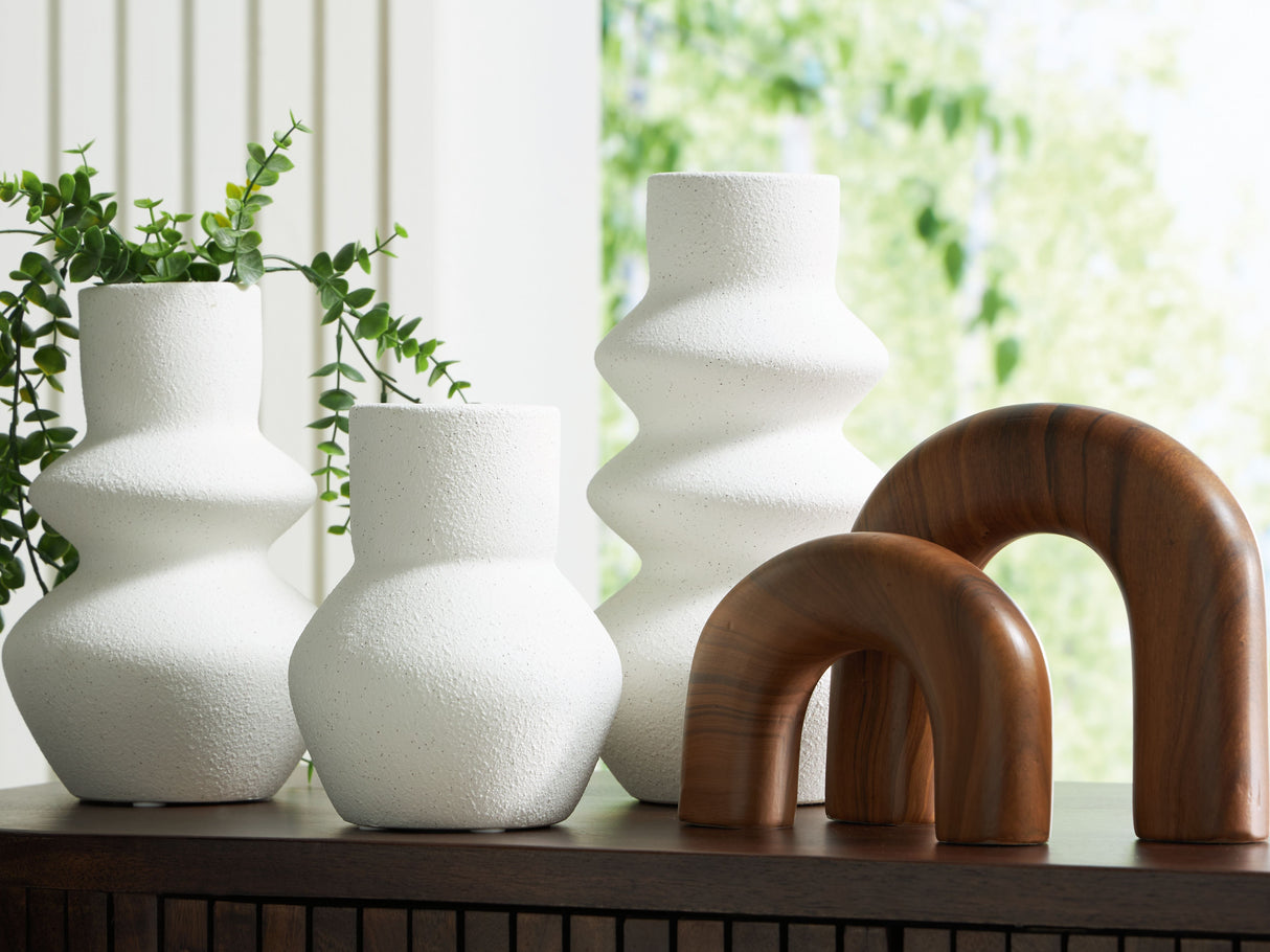 Carterworth - White / Brown - Accessory Set (Set of 5) by Signature Design by Ashley® | Bel Furniture