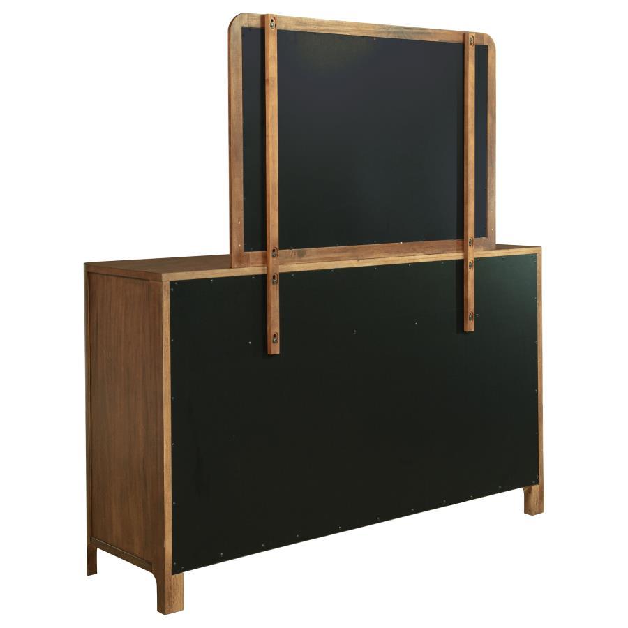 Maderia - 8-Drawer Dresser