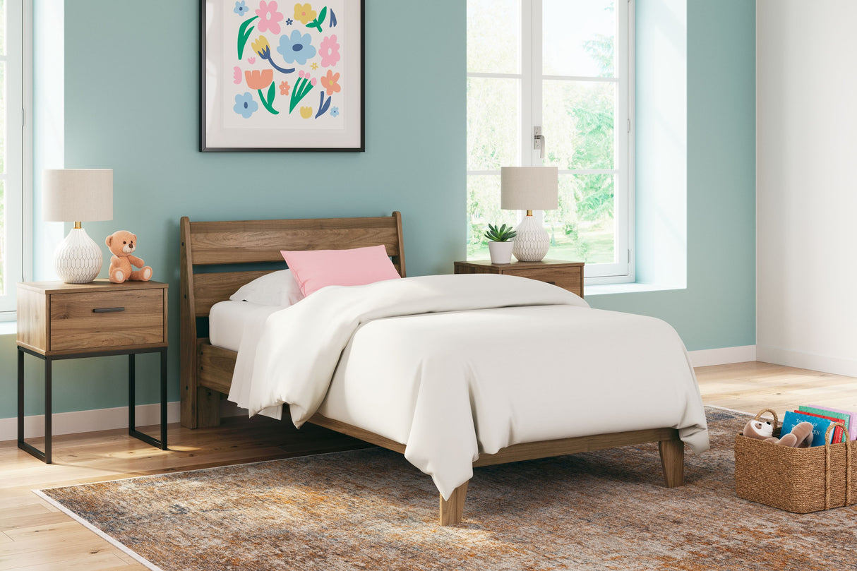 Deanlow - Panel Bedroom Set by Signature Design by Ashley® | Bel Furniture