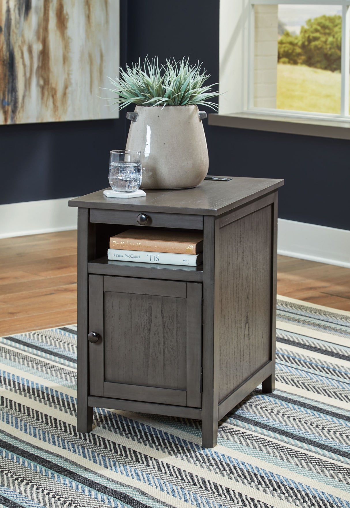 Treytown - Chair Side End Table by Signature Design by Ashley® | Bel Furniture