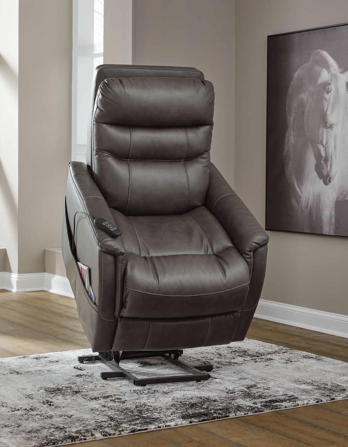Strawbill - Power Lift Recliner by Signature Design by Ashley® | Bel Furniture