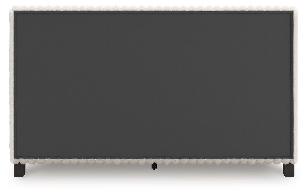 Zuraleus - Upholstered Bed