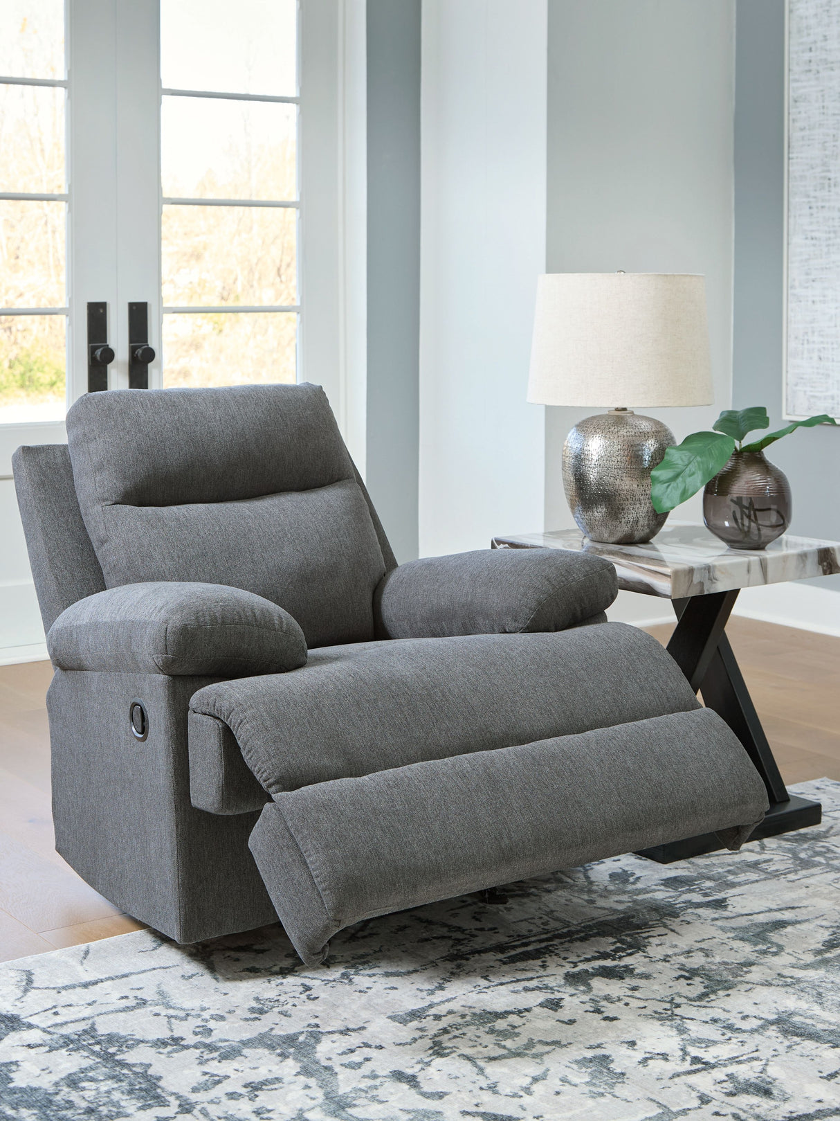 Side-Swipe - Rocker Recliner by Signature Design by Ashley® | Bel Furniture