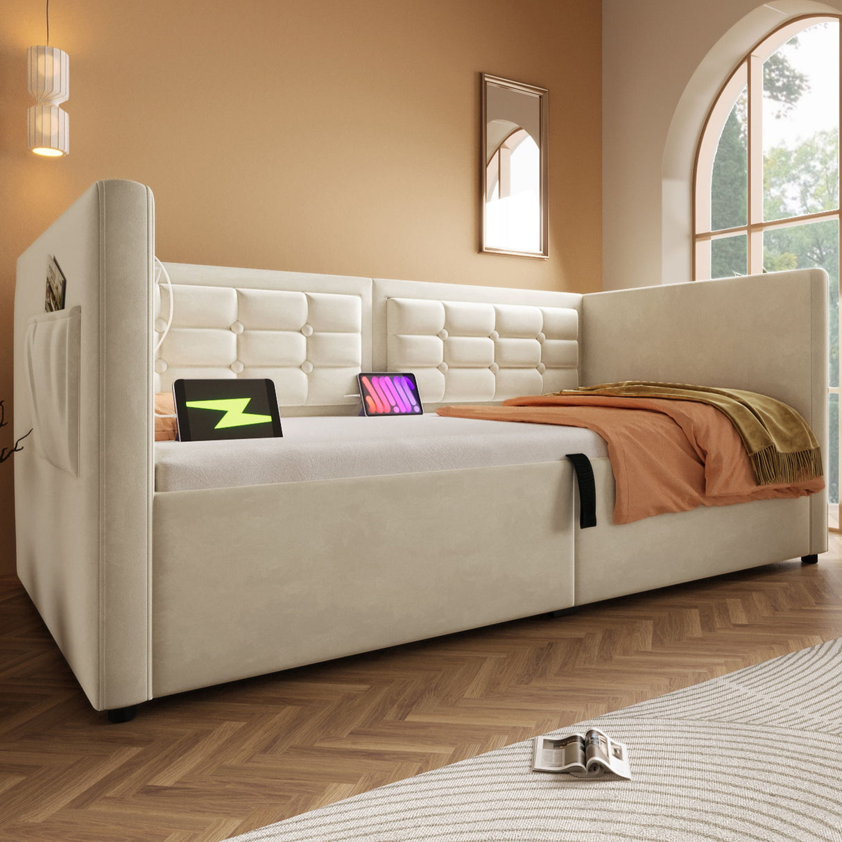 Upholstered Hydraulic Storage Daybed With USB & Type C Charging