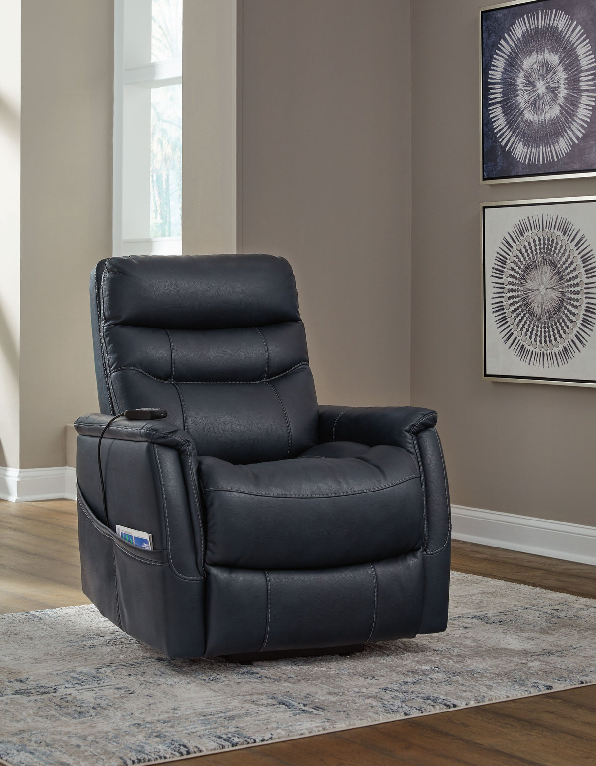 Strawbill - Power Lift Recliner by Signature Design by Ashley® | Bel Furniture