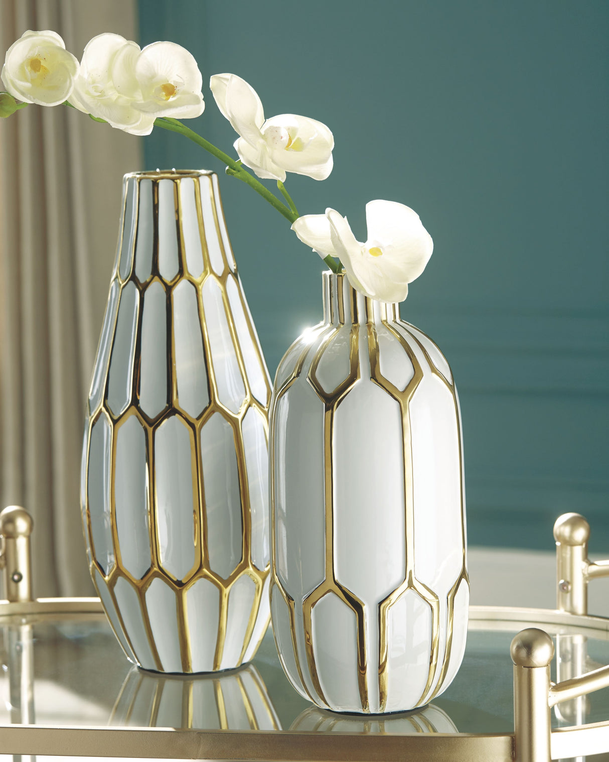 Mohsen - Gold Finish / White - Vase Set (Set of 2) by Signature Design by Ashley® | Bel Furniture