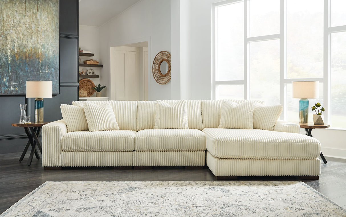 Lindyn - Sectional by Signature Design by Ashley® | Bel Furniture