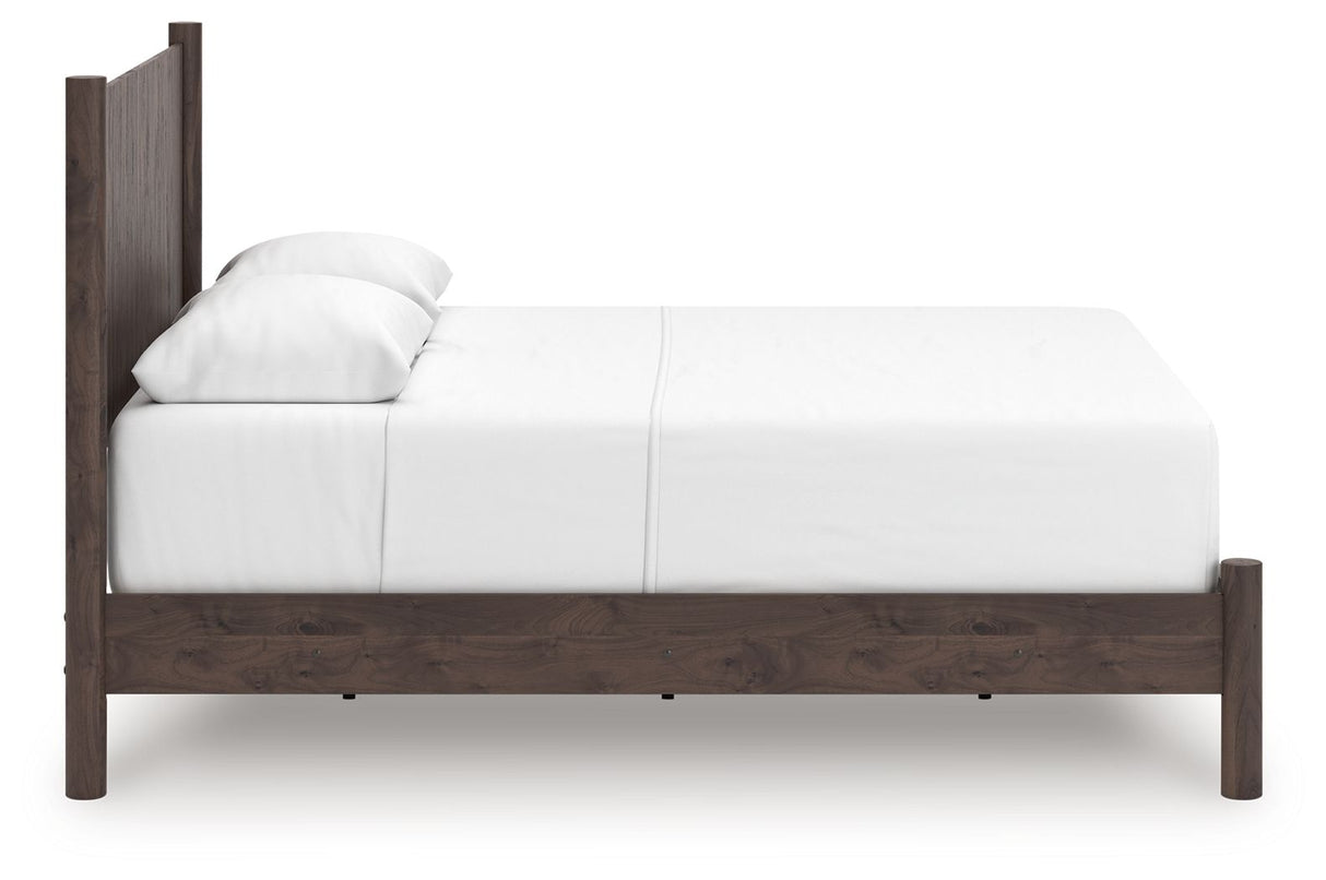 Pamytta - Queen Panel Bed - Brown