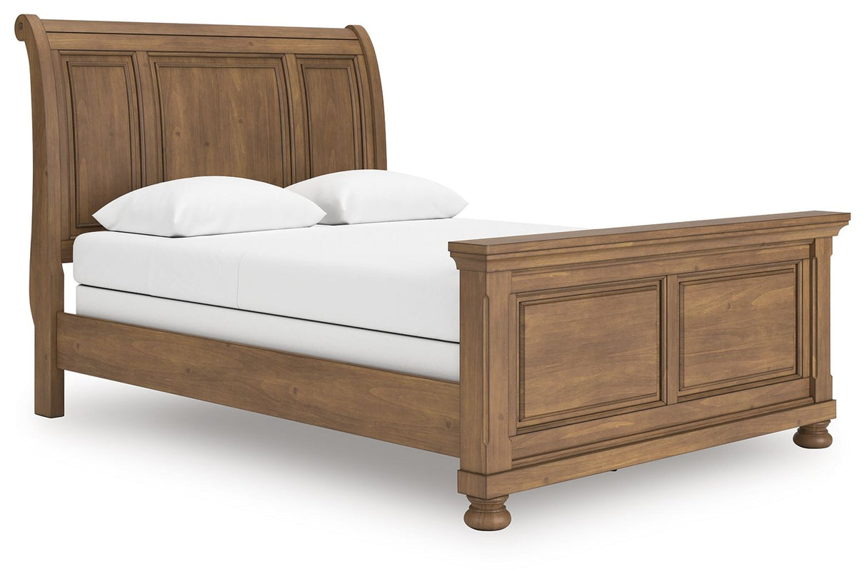 Feddinger - Queen Sleigh Bed - Medium Brown